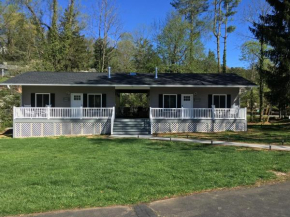 Brookside Cottages